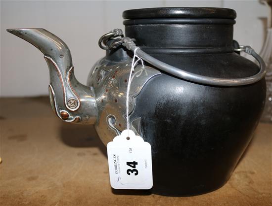 Large Chinese Yixing Tea pot, 18cm(-)